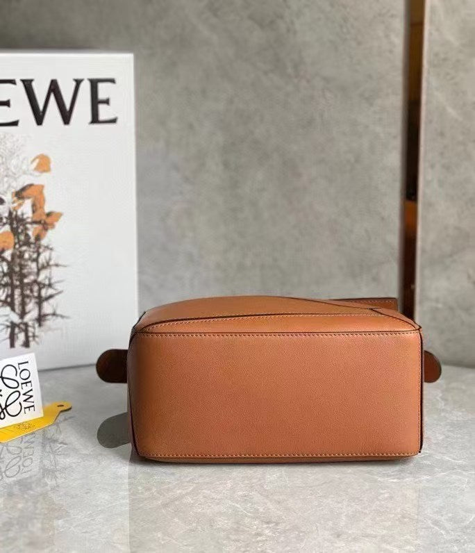 Loewe Bag Puzzle Geometric Design Stereoscopic Bag Type Large Capacity Handheld Diagonal Span Size:30 * 12 * 19cm